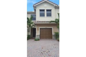 5979 Nw 56th Pl 5979, Tamarac