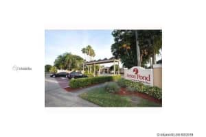 164 Sw 83rd Way 103, Pembroke Pines