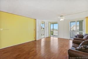 150 Ocean Lane Dr 7a, Key Biscayne