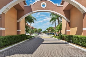 10030 Hammocks Blvd 202-3, Miami
