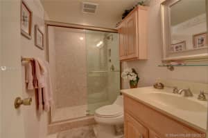 7268 Bedlington Rd, Miami Lakes
