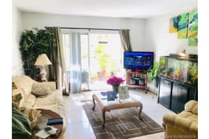 13900 Sw 90th Avenue 108-ee, Miami