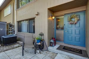 5020 S University Dr, Davie