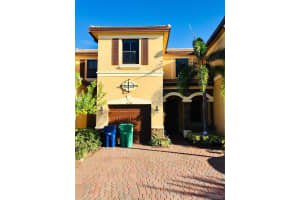 11313 Nw 88th Ter, Doral