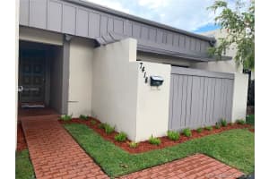 7418 Sw 106th Pl 7418, Miami