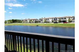 375 Sw 113th Way 375, Pembroke Pines