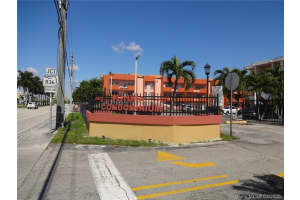 401 Nw 72nd Ave 103-a, Miami 401 Nw 72nd Ave 103-a, Miami