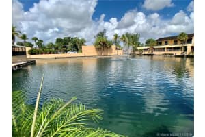 7167 Ballantrae Ct, Miami Lakes