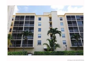 2935 Ne 163rd St 3r, North Miami Beach