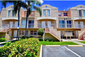 675 Nw 85th Ct 8-108, Miami