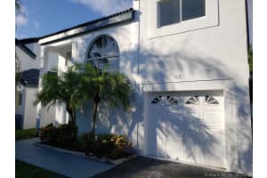221 Ne 212th St, Miami 221 Ne 212th St, Miami