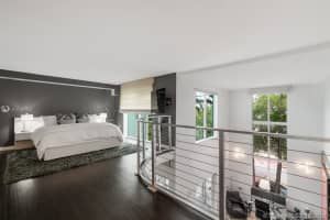 828 3rd St 204, Miami Beach