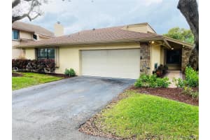 96 Juniper Rd, Hollywood