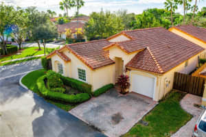 11257 Nw 59th Ter, Doral