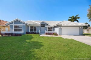 9696 W Lake Ct, Boca Raton