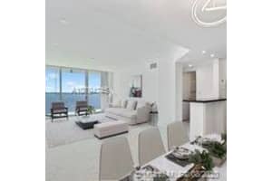 800 Claughton Island Dr 1504, Miami