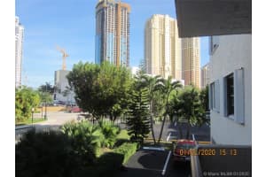 250 181st Dr 107, Sunny Isles Beach