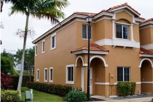 6012 Woodlands Blvd 6012, Tamarac
