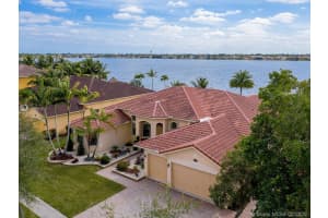 19146 Sw 17th Ct, Miramar
