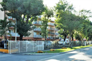 1910 W 56th St 3105, Hialeah 1910 W 56th St 3105, Hialeah