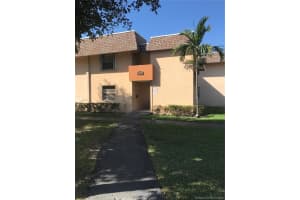 850 Sw 129th Pl 201, Miami