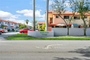 15495 Sw 74th Cir Ct 801, Miami