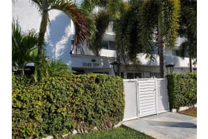 1045 10th St 405, Miami Beach