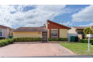 2102 Sw 106th Ct, Miami