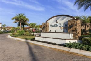 6574 S Anise Ct, Davie