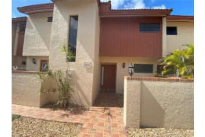 8938 Sw 149th Pl 8938, Miami