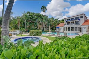 21085 Ne 34 Ave 101-1, Aventura