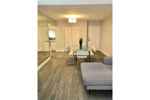 402 Nw 87th Ave 404, Miami 402 Nw 87th Ave 404, Miami