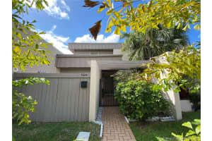 7424 Sw 106th Pl, Miami