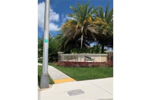 5961 Nw 56th Pl 5961, Tamarac