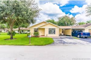 3612 W Bell Dr 67, Davie