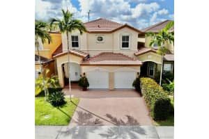 11324 Nw 74th Ter, Doral