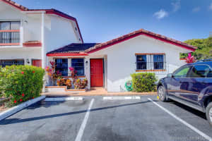 11695 Nw 1st Ln 5, Sweetwater