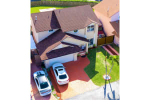 7884 Nw 191, Hialeah