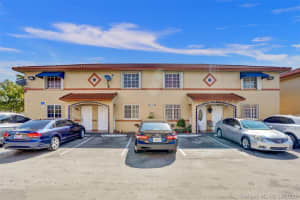 3242 W 70th St 101, Hialeah