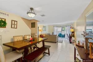 1158 Nw 124th Ave 2306, Miami