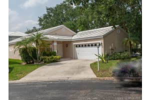 9440 Nw 8th Circle, Plantation