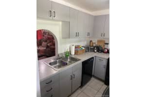 403 Sw 148th Ave 13b, Pembroke Pines