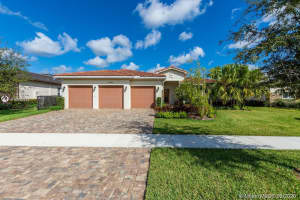 10541 Marin Ranches Dr, Cooper City