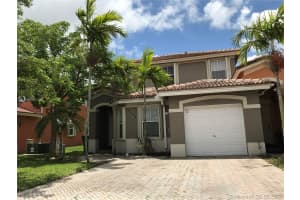 16538 Sw 48th Ter, Miami