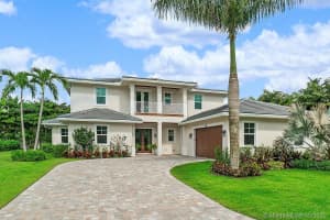 2510 Estates Dr, North Palm Beach