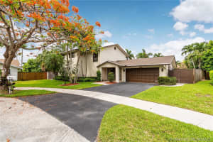 10411 Sw 146th Pl, Miami
