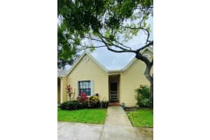 3638 Nw 83rd Ln 61, Sunrise