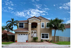 4262 Sw 84th Ter, Davie