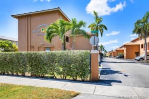 8177 Nw 8th St D2, Miami 8177 Nw 8th St D2, Miami