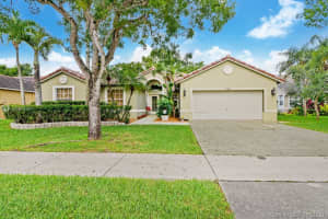 7341 Nw 44th Ln, Coconut Creek